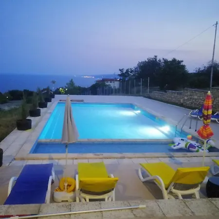 каравана под наем с невероятна морска панорама Balchik
