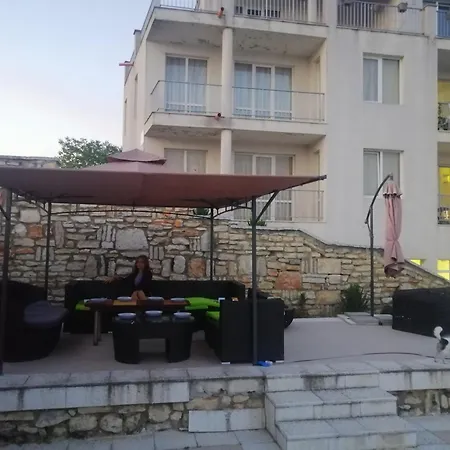 каравана под наем с невероятна морска панорама Campsite